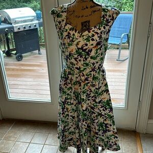 Muxxn Floral white dress XL fitted flower dress